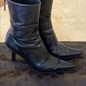 Authentic Gucci leather ankle boots